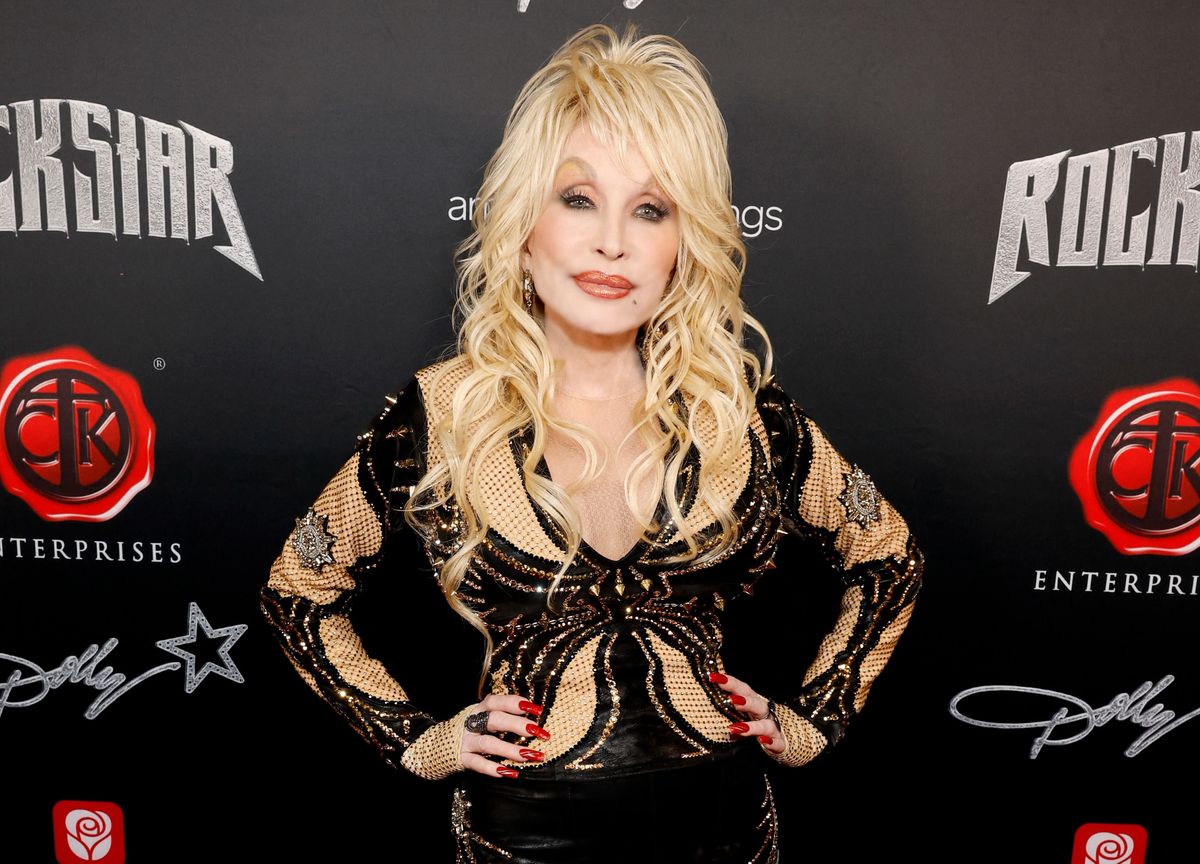 Dolly Parton meghalt 80 évesen: rengeteg sztár búcsúzik az ikontól.