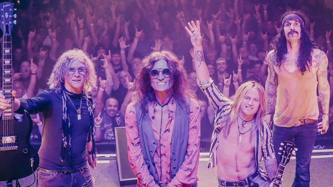 Glenn Hughes a mostani bandájával, a The Dead Daisies-szel