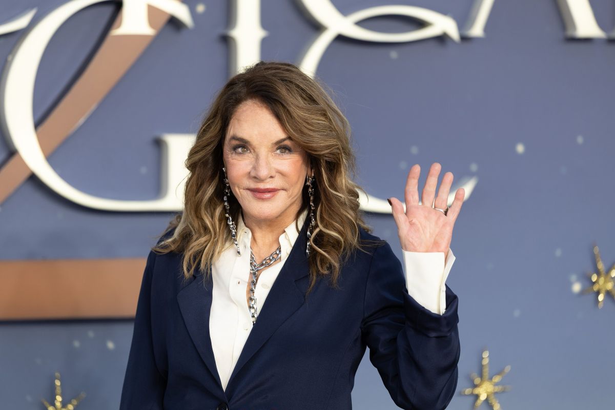 Stockard Channing az Átkozott boszorkák 2 vörös szőnyeges eseményén