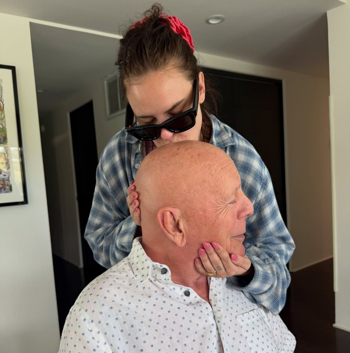Bruce Willis nagyon boldog lánya társaságában