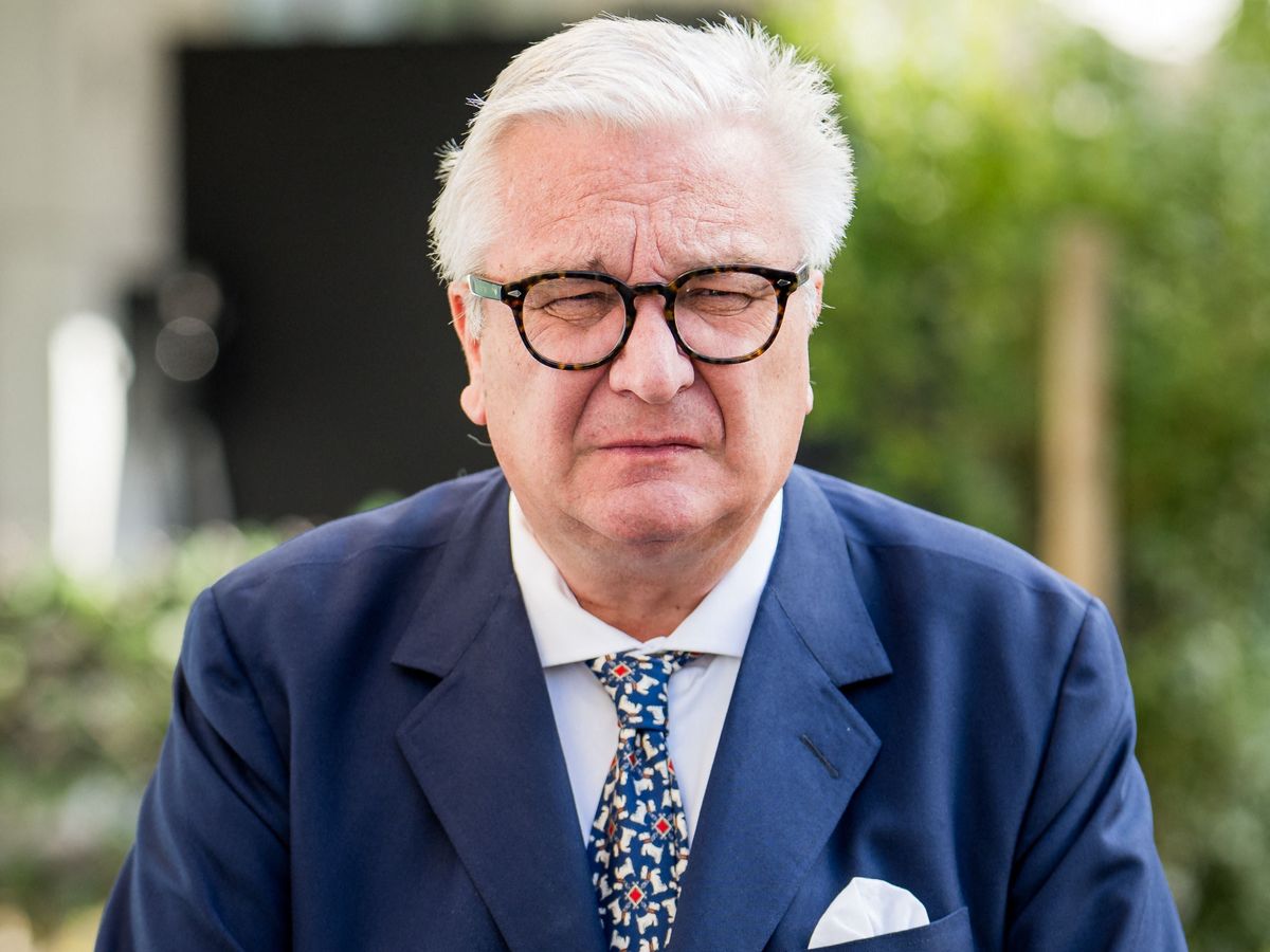 Laurent belga herceg elismerte eltitkolt fiát.