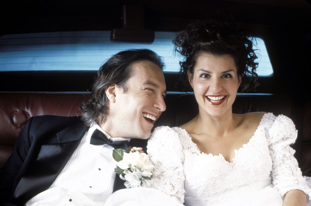 Nia Vardalon és John Corbett a Bazi nagy görög lagziban 2002-ben.