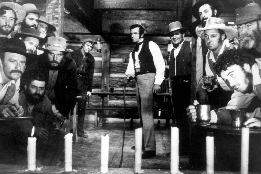 1955 – A kentuckyi (The Kentuckian)
Első filmes főszerepében egy gonosz, ostoros csavargót alakított Burt Lancaster westernjében.