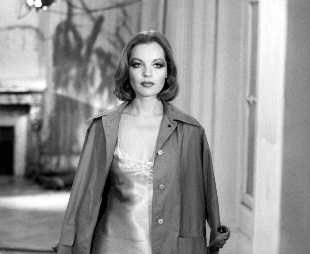 A szeretet a legfontosabb című 1975-ös filmben Romy Schneider.