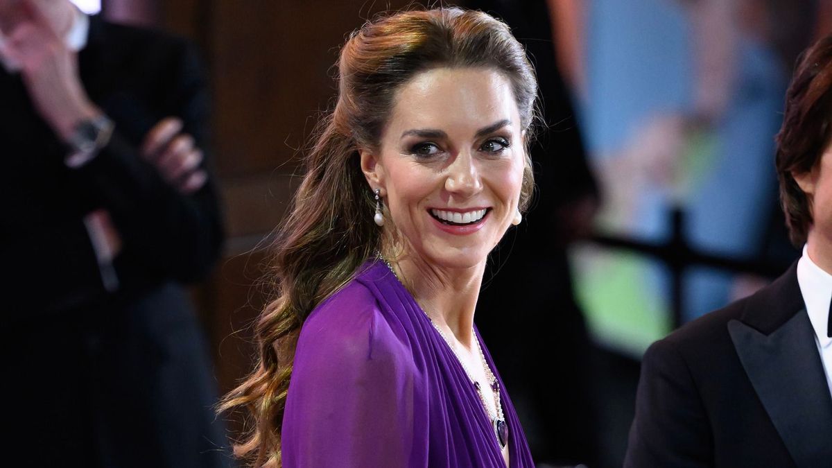 Katalin hercegné Diana hercegné fülbevalóit viselte Tom Cruise filmjének premierjén