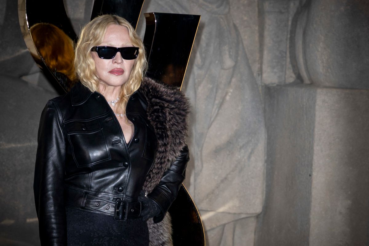 Madonna – Photocall du Défilé de mode Saint Laurent Collection Printemps-Été 2026 dans le cadre de la Fashion Week de Paris, France, le 29 septembre 2025. © Olivier Borde / Bestimage Photocall of the Saint Laurent Fashion Show, Spring-Summer 2026 Collection as part of Paris Fashion Week, France, September, 2025