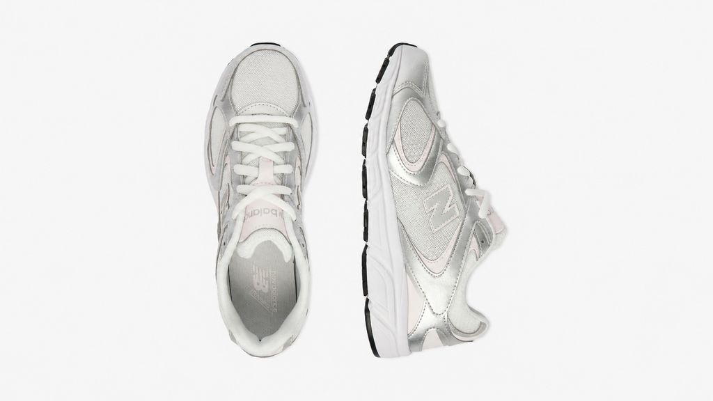 New Balance / CCC - 24.495 Ft