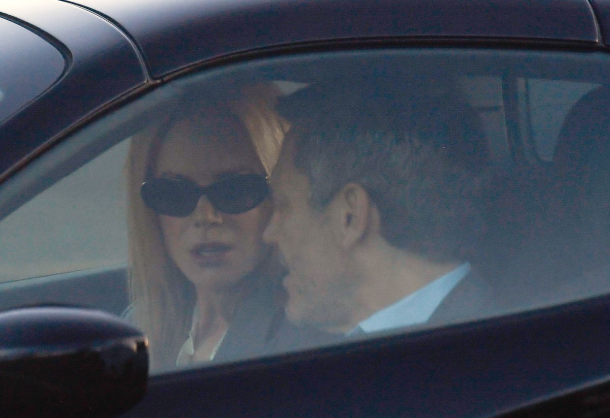 Nicole Kidman Michael Reinstein üzletemberrel randizik.