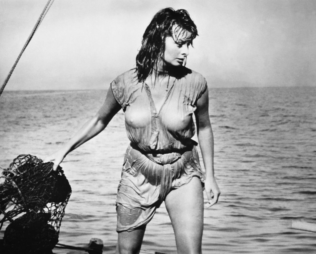 Sophia Loren a Fiú a delfinen című filmben 1957-ben.