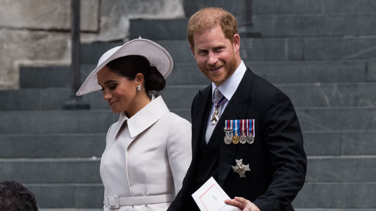 Károly király tisztázta, milyen szerepben tér vissza Harry herceg és Meghan Markle Nagy-Britanniába