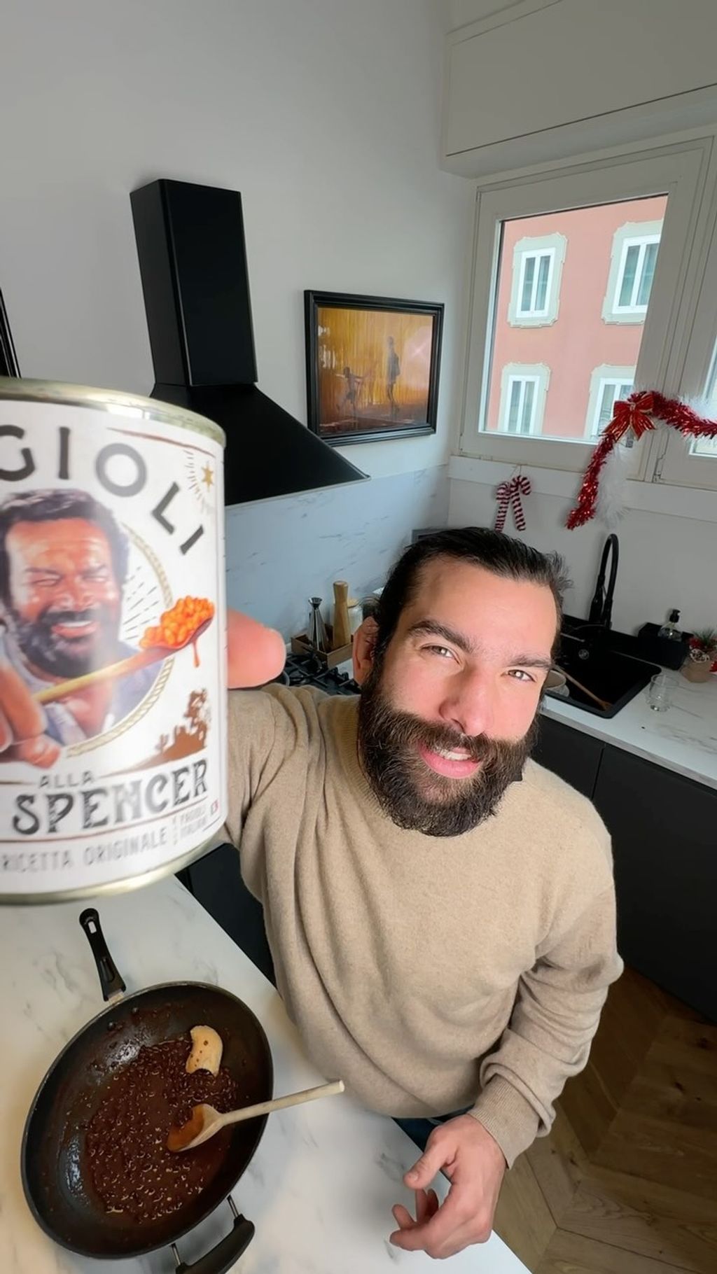 Bud Spencer unokája, Carlo és a nagyapja ihlette konzerv