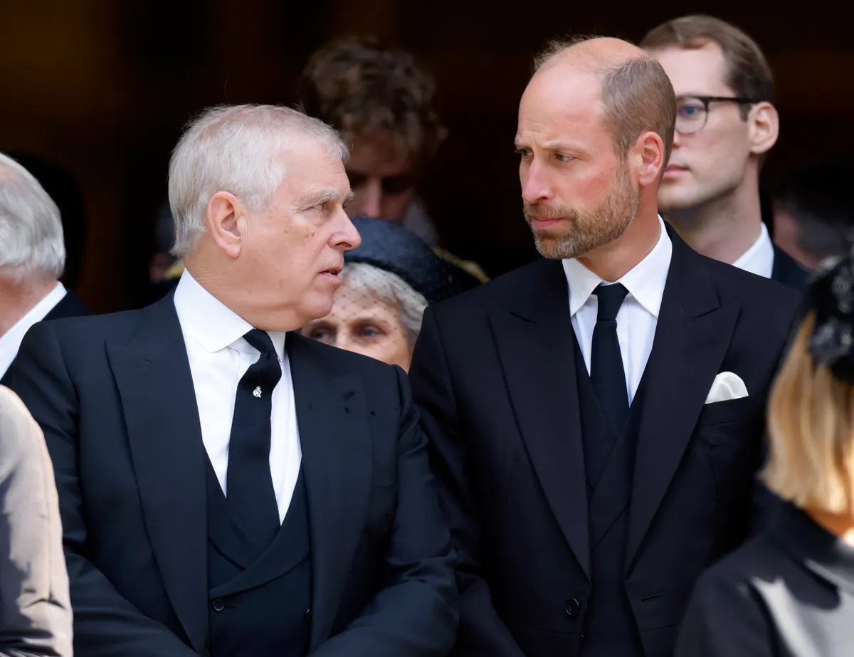 Andrew Mountbatten-Windsorés Vilmos herceg Katalin kenti hercegné temetésén.