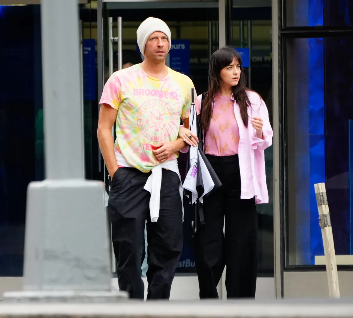 Dakota Johnson és Chris Martin