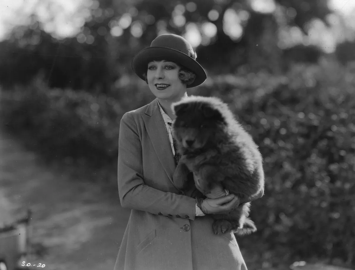 Seena Owen, hollywoodi filmcsillag 1929-ben.