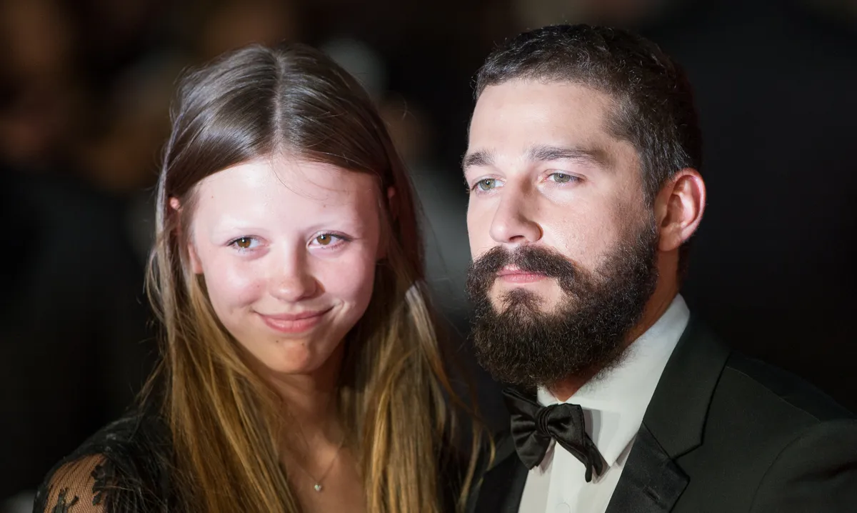 Shia LaBeouf és Mia Goth közel egy évvel ezelőtt csendben különvált.