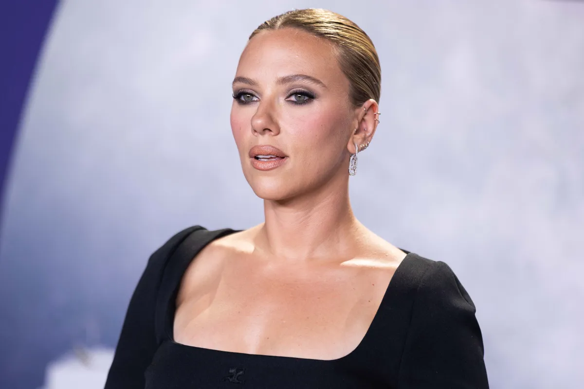 MADRID, SPAIN - JULY 11: Scarlett Johansson attends the "Fly Me To The Moon" photocall in Madrid at Matadero on July 11, 2024 in Madrid, Spain. (Photo by Patricia J. Garcinuno/Getty Images)
