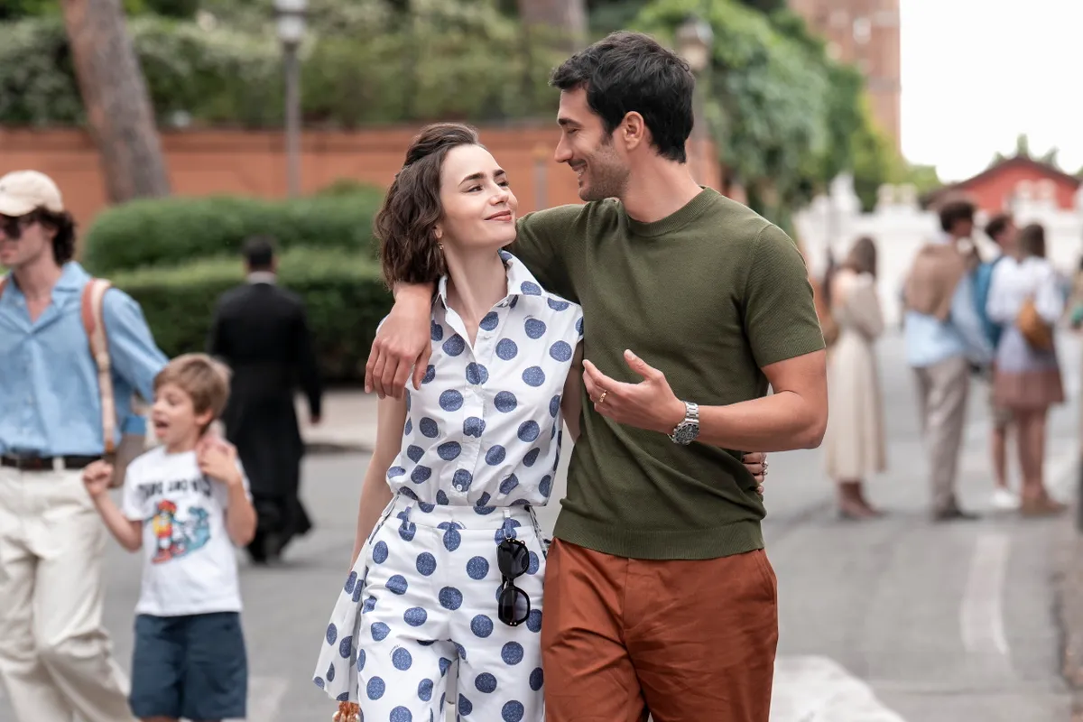 December 18-án érkezik az Emily Párizsban 5. évada a Netflixre.
