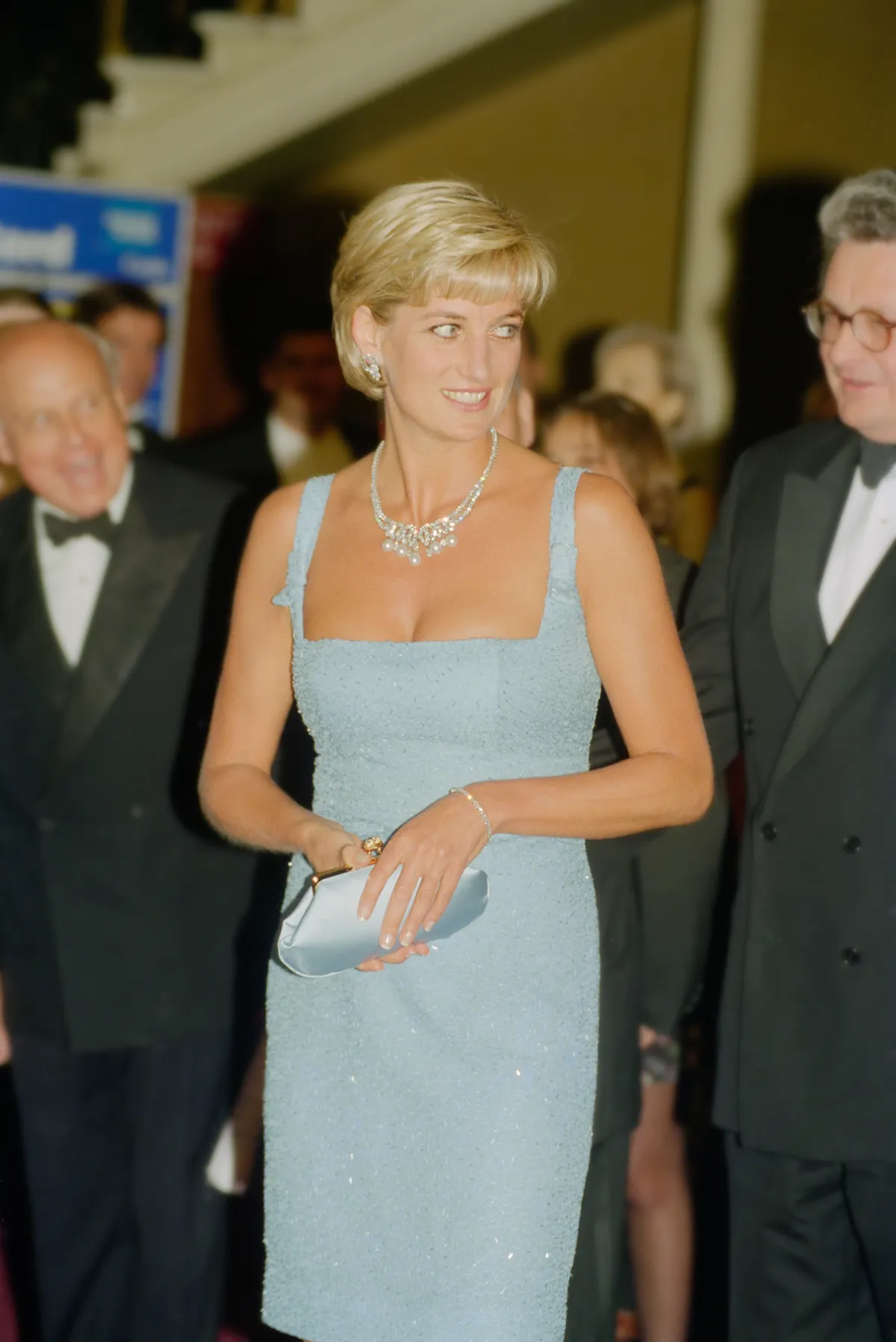 Diana hercegné francia manikűrrel