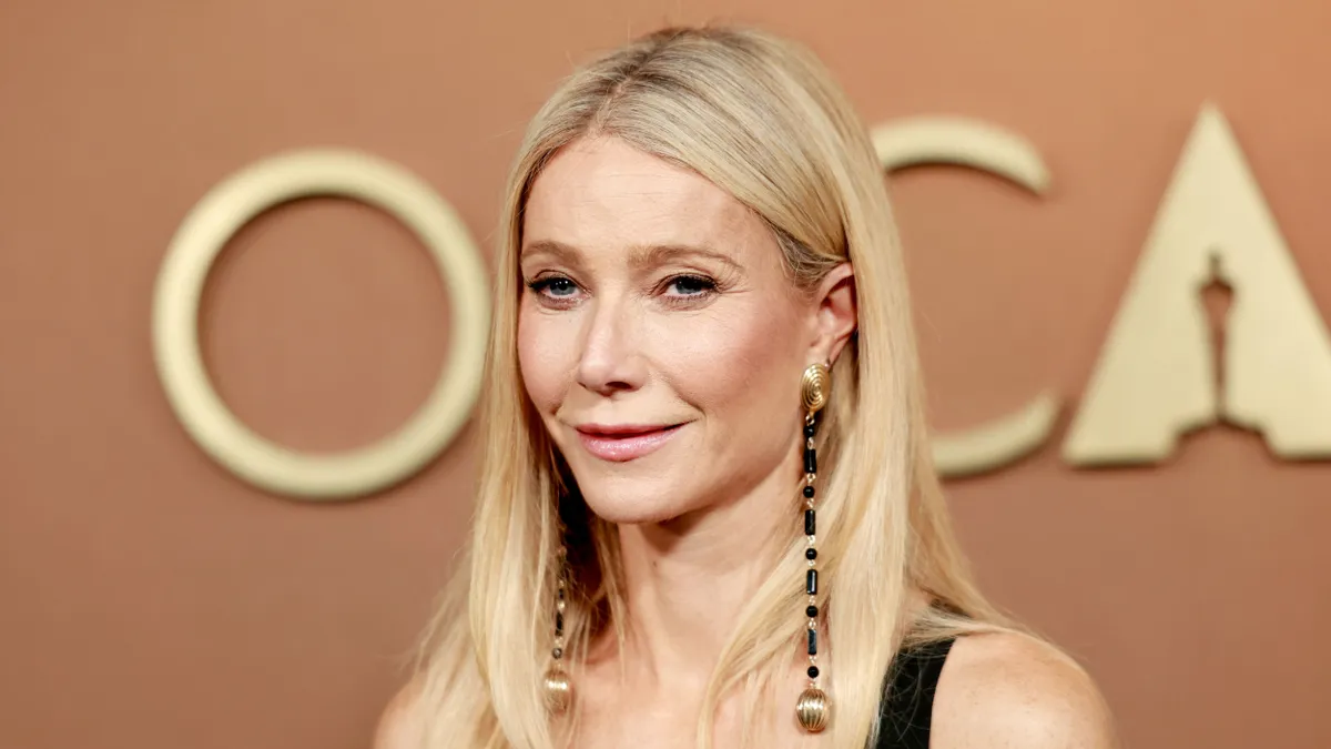 A képen Gwyneth Paltrow a 2025-ös Oscar-gálán