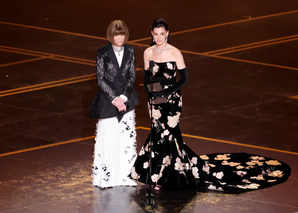 Oscar 2026: Anna Wintour és Anne Hathaway együtt léptek színpadra.