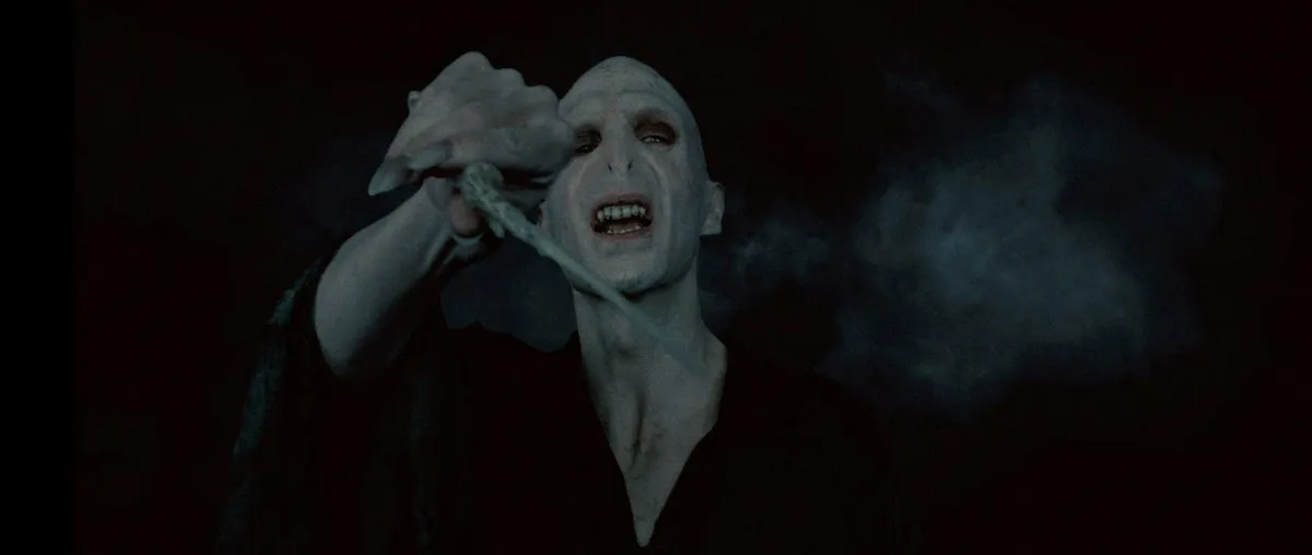 Harry Potter-sorozat: Voldemort Ralph Fiennes által életre keltve. 