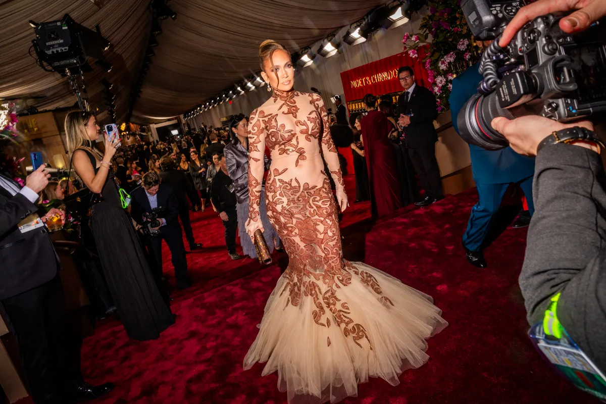 Jennifer Lopez tudatosan nem állt kamerák elé férje másik exével a Golden Globe-gálán.