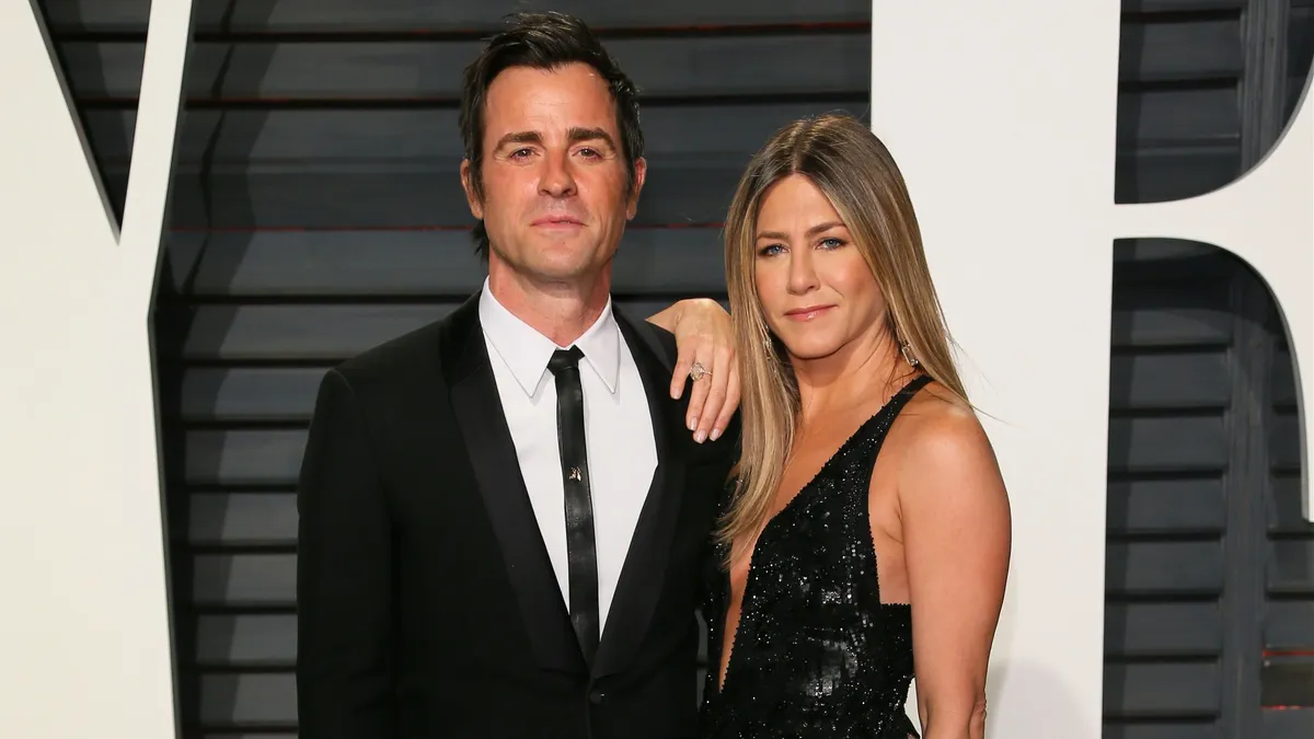 2017 Vanity Fair Oscar Party Hosted By Graydon Carter - Arrivals, jennifer aniston, justin theroux