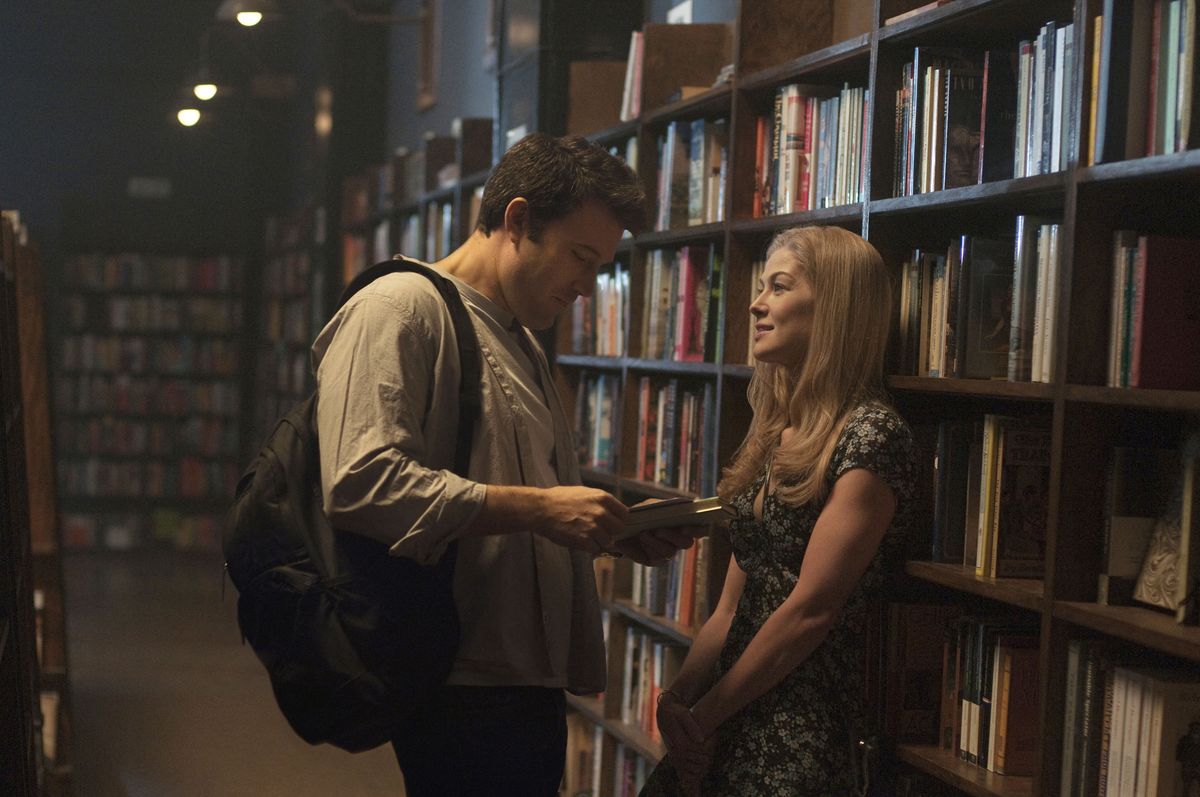 Rosamund Pike és Ben Affleck Holtodiglan című filmben: ők voltak a főszereplők.