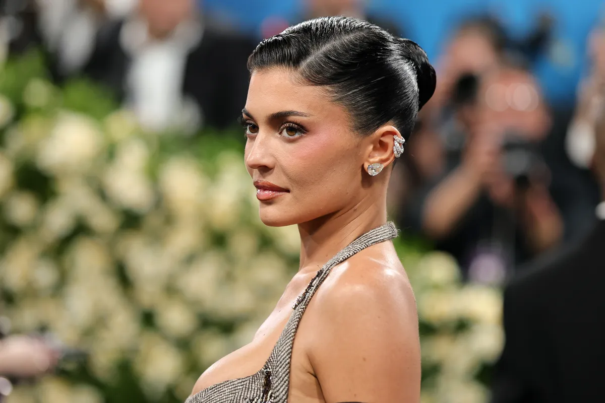NEW YORK, NEW YORK - MAY 05: Kylie Jenner attends the 2025 Met Gala Celebrating "Superfine: Tailoring Black Style" at Metropolitan Museum of Art on May 05, 2025 in New York City. (Photo by Dia Dipasupil/Getty Images)
