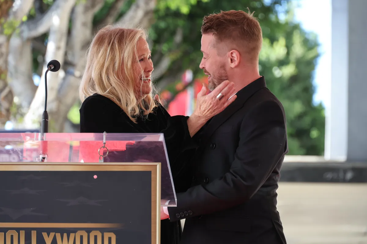Catherine O'Hara Macaulay Culkin édesanyját alakította a nagy sikerű filmszériában