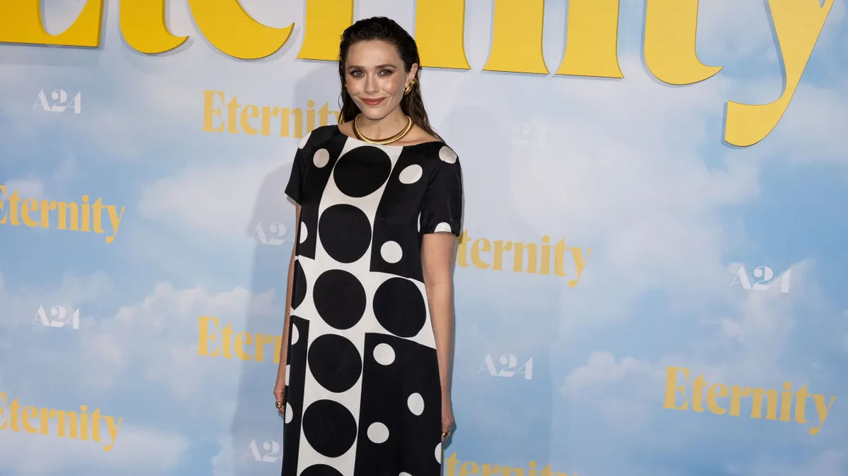 Elizabeth Olsen arról mesélt, milyen volt felnőni híres nővérei árnyékában
