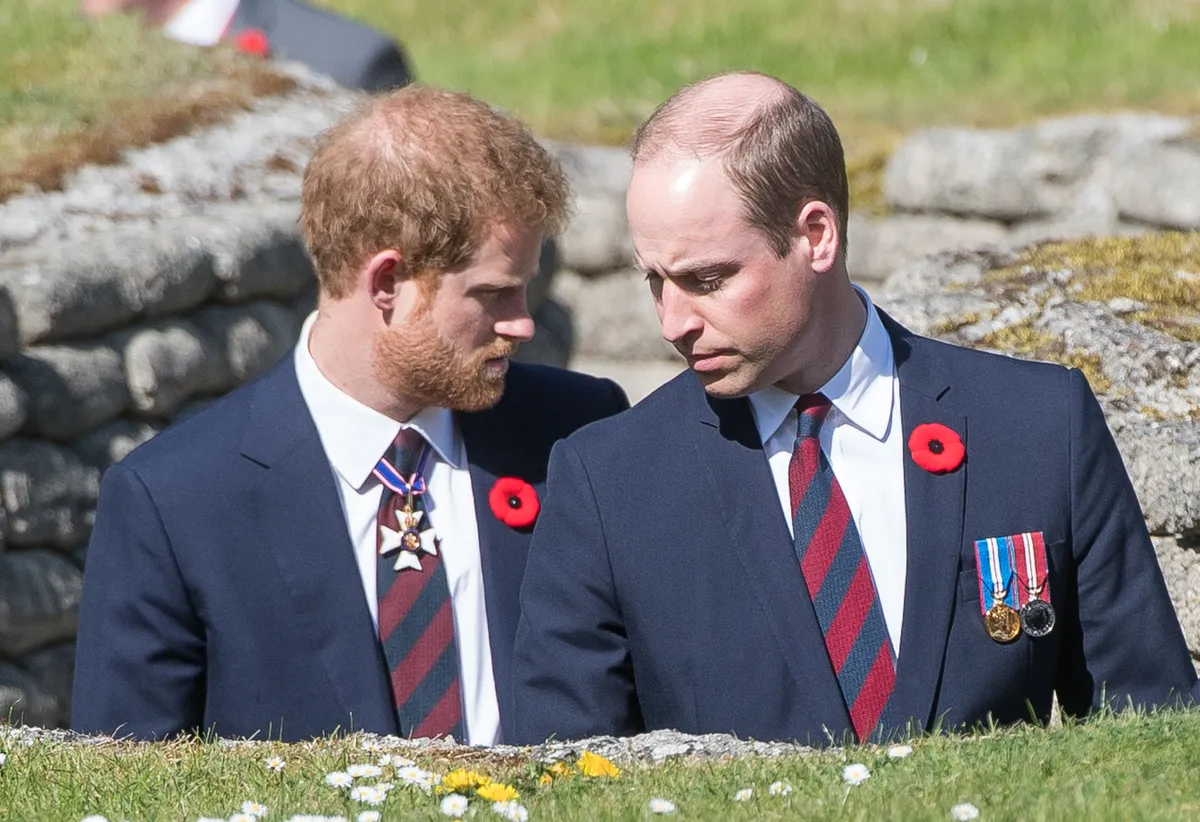 Vilmos herceg állítólag hajlandó lenne találkozni Harry herceggel.