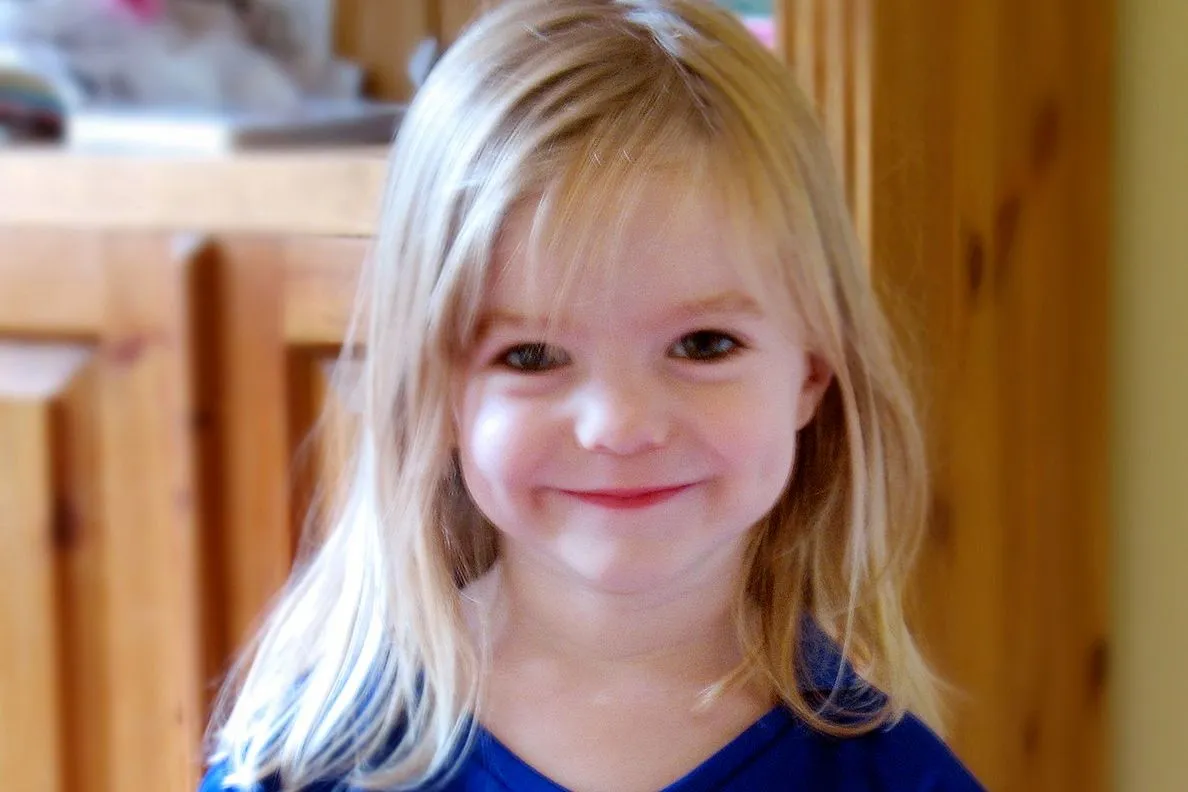 Madeleine McCann 2007. május 3-án tűnt el portugáliai nyaralásuk során, mindössze háromévesen.