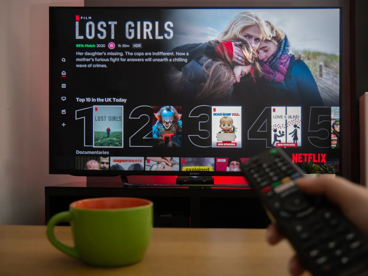 Netflix kezdőlapja megnyitva rajta a sorozatpremierekkel