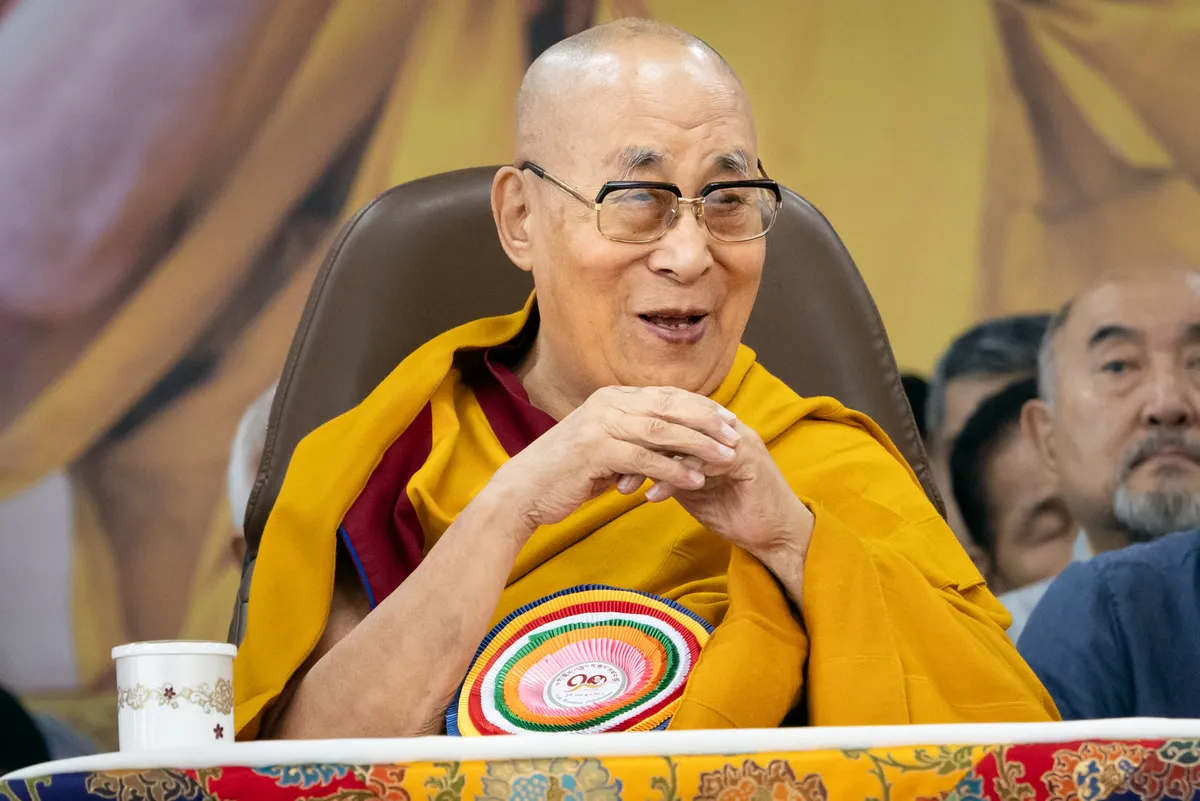 90 éves lett a Dalai Láma