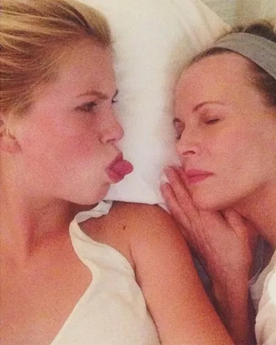 Forrás: Instagram/irelandbbaldwin Forrás: Instagram/irelandbbaldwin