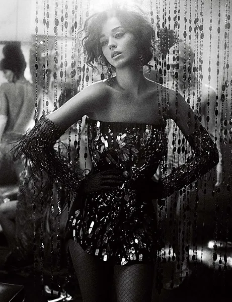 Forrás: interviewmagazine.com Forrás: interviewmagazine.com