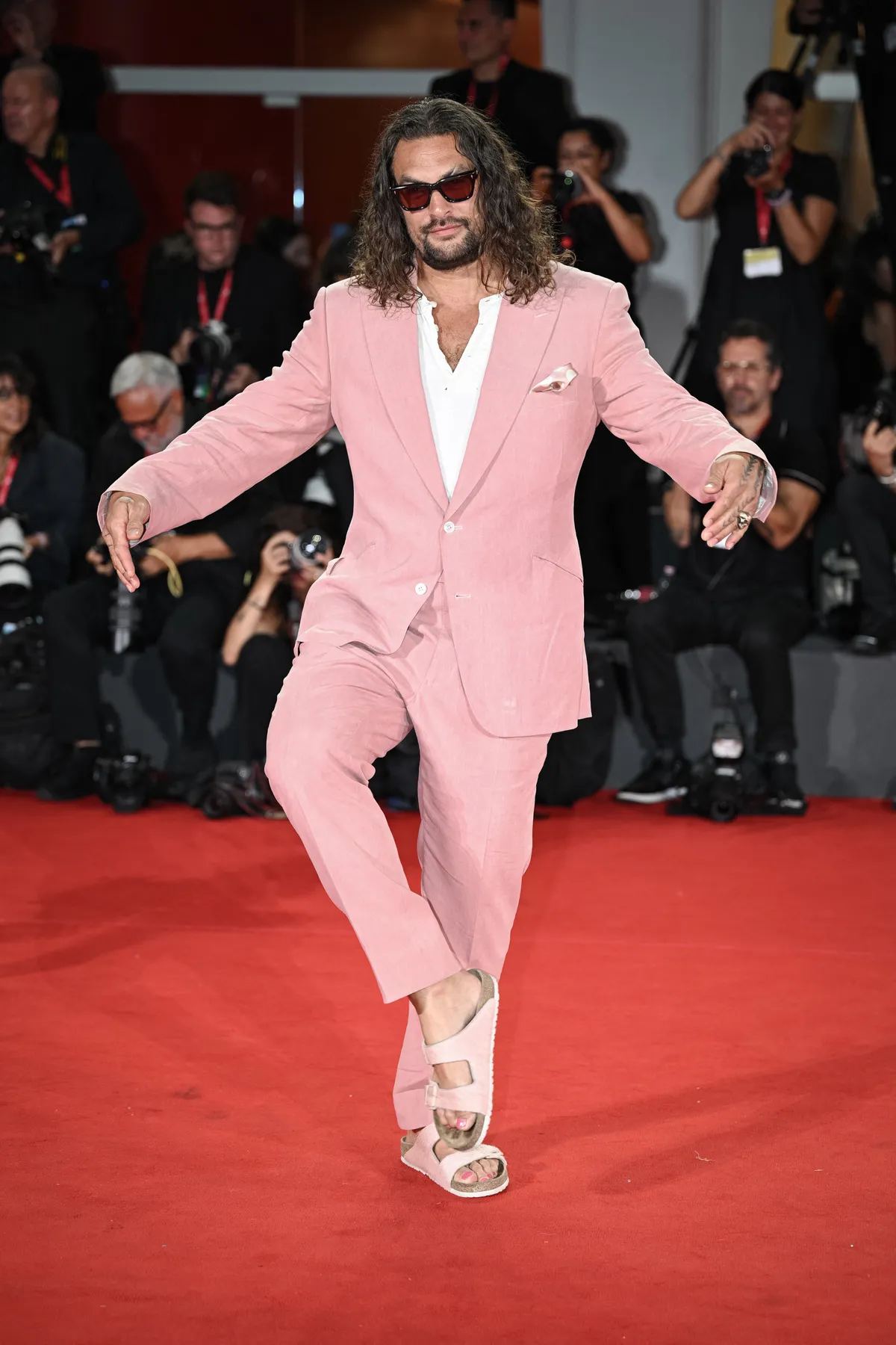 Jason Momoa attends the red carpet of the movie In the Hand of Dante during the 82nd Venice Film Festival Venice Italy 2025/09/03. (Photo by Laurent Hou / Hans Lucas via AFP)