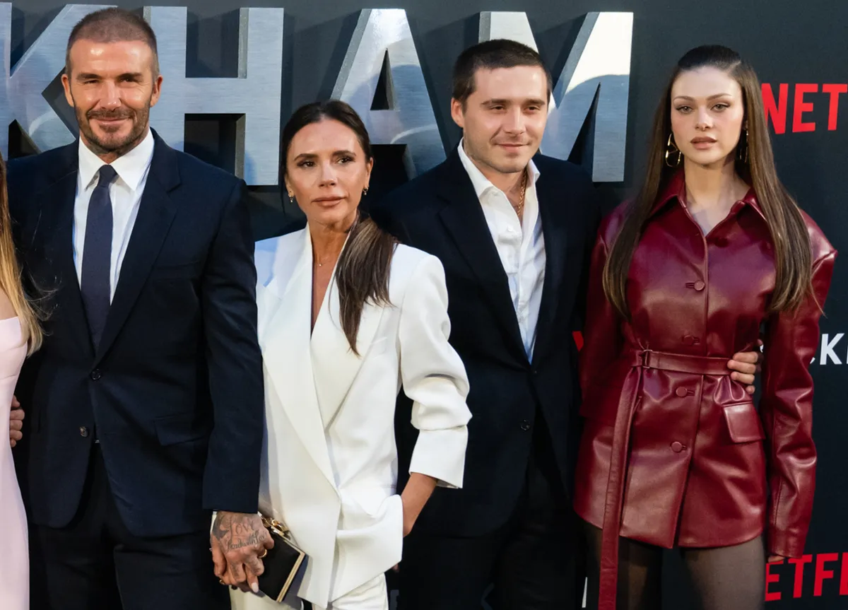 David Beckham, Victoria Beckham, Brooklyn Beckham és Nicola Peltz 2023 októberében