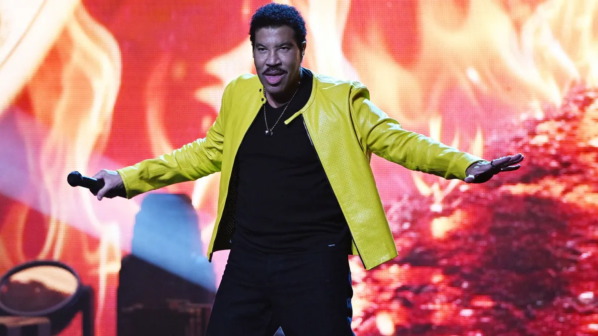 Lionel Richie kórházba került, már a színpadon is rosszul érezte magát