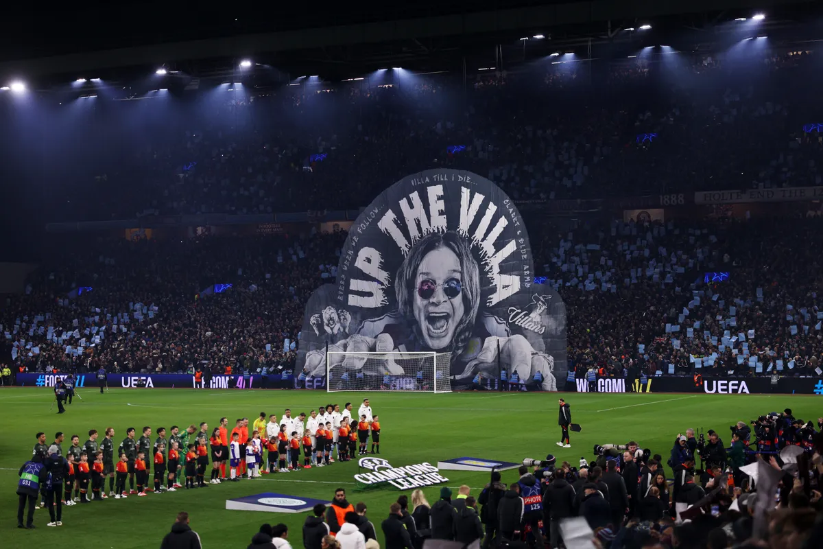 Imádták az Aston Villa szurkolók Ozzy Osbournet