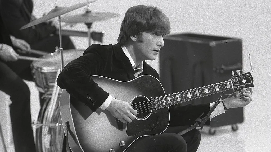 John Lennon gyilkosa 45 évvel a tragédia után árulta el, hogy miért ölte meg a világhírű énekest