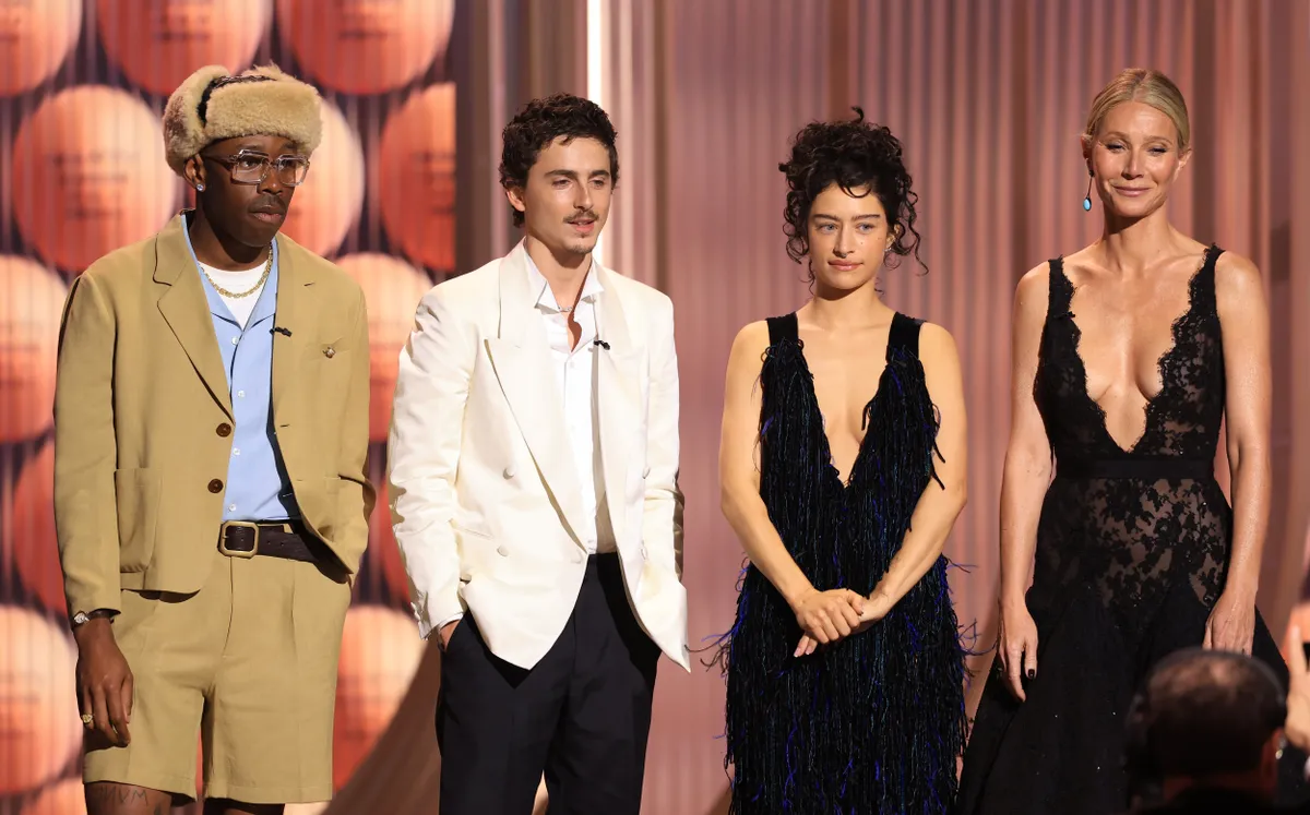 A Marty Suprem című film szereplői a SAG-gála színpadán