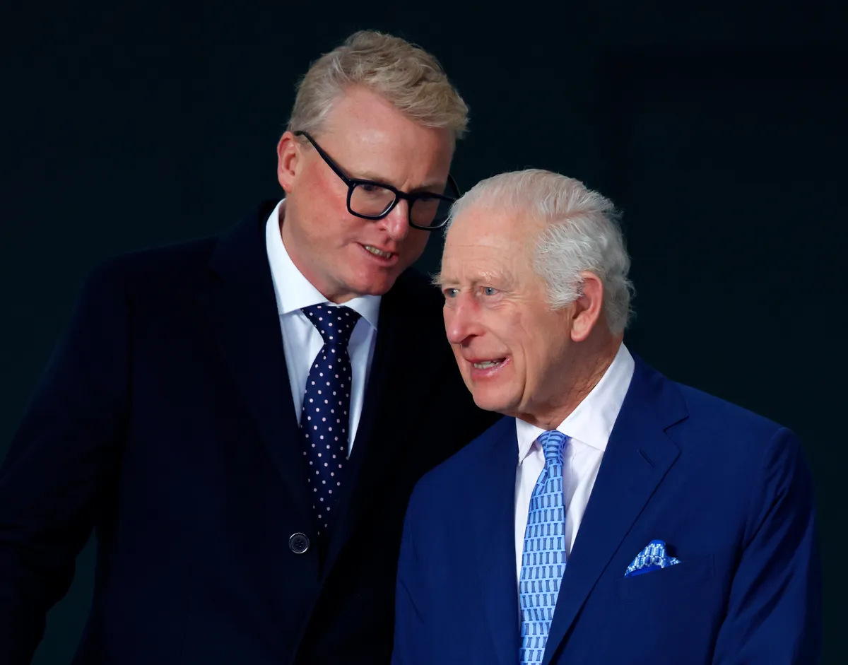 Tobyn Andreae és Károly király, titkos találkozó, harry herceg, meghan markle