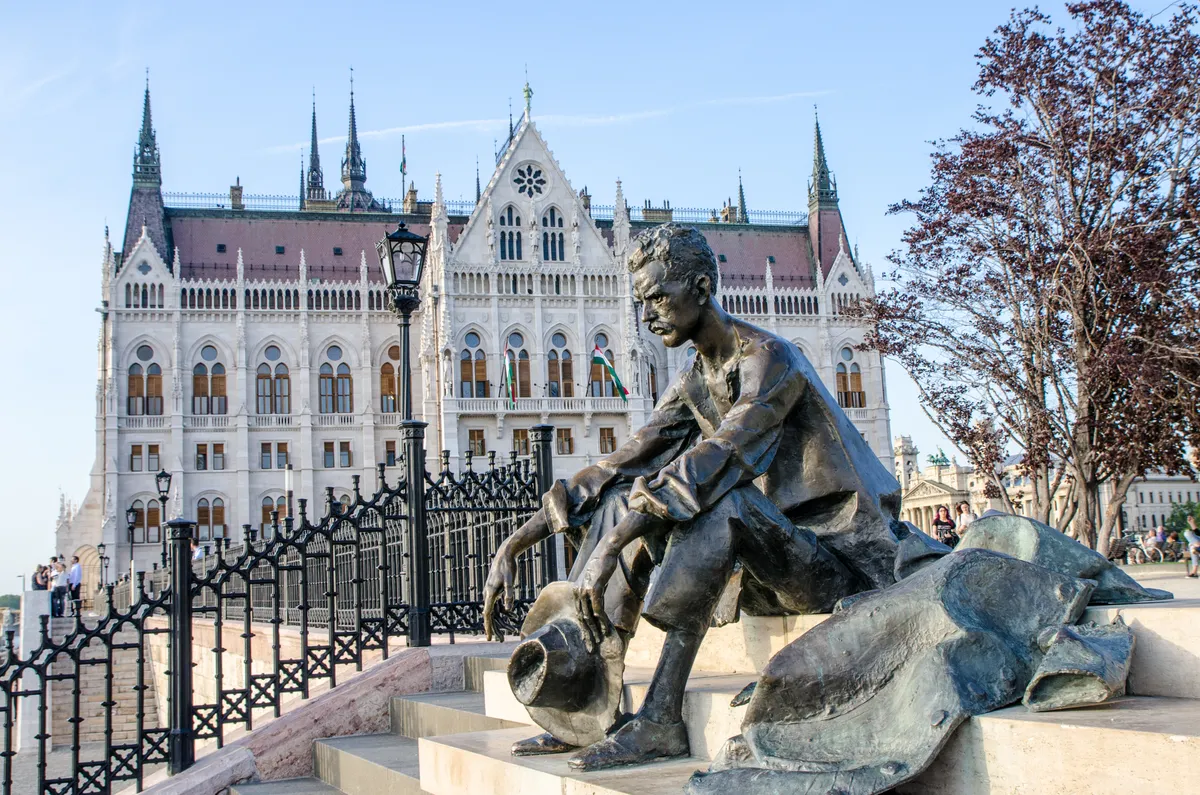József Attila ma született 120 éve.