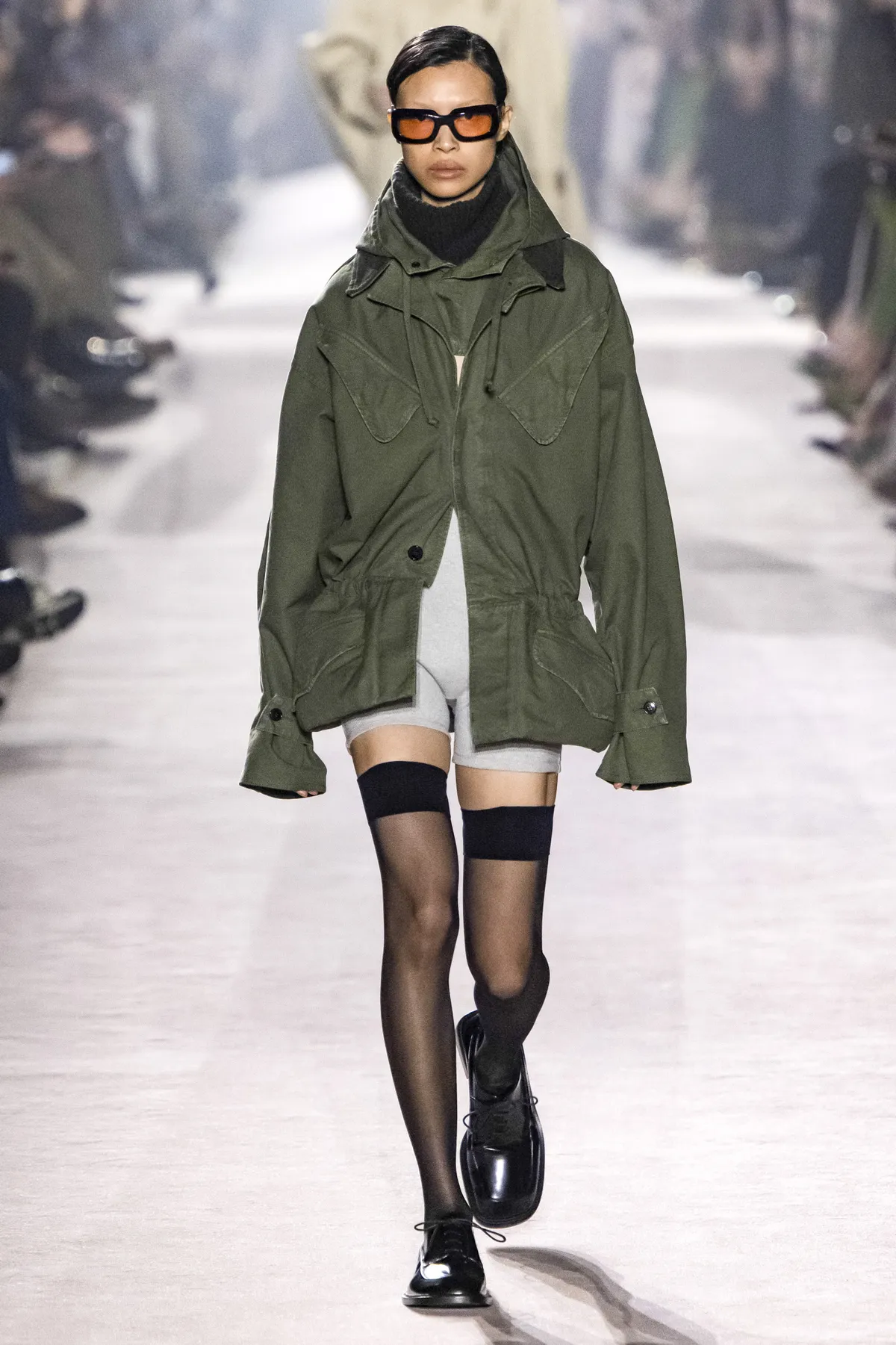 khaki, parka kabát 2025-ben