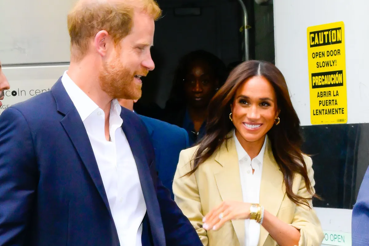 Meghan Markle és Harry herceg egyre jobb viszonyt ápol Brooklyn Beckhammel és Nicola Peltz-cel