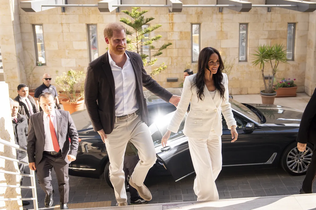 Kamilla szerint Meghan Markle rossz hatással van Harryre.