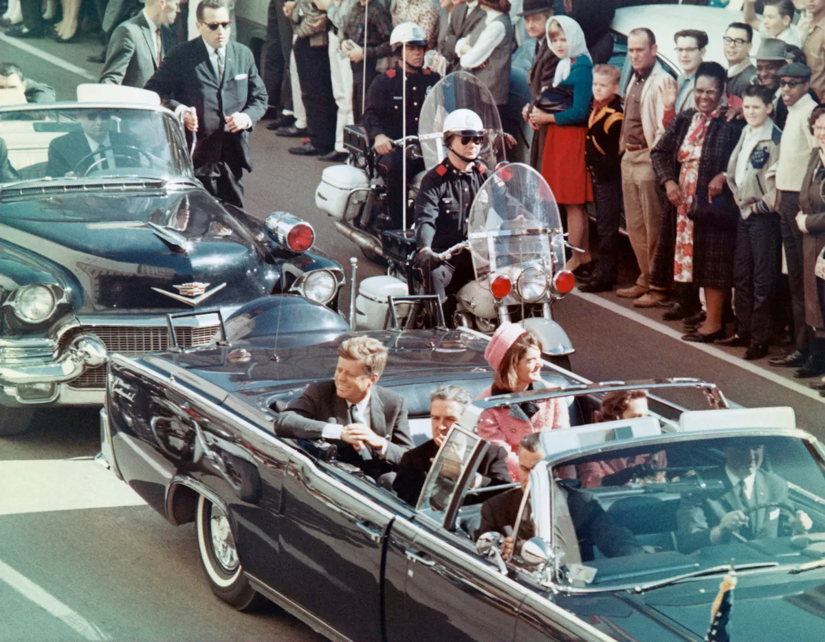 Jackie Kennedy ikonikus kosztümje