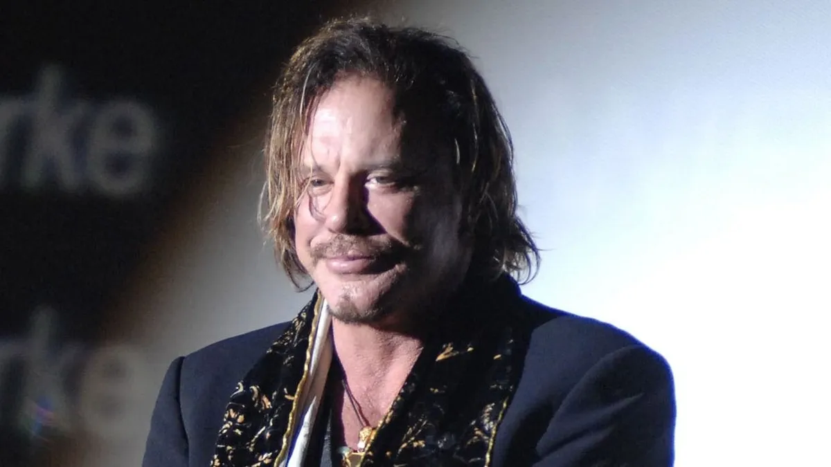 Mickey Rourke súlyos anyagi gondokkal küzd